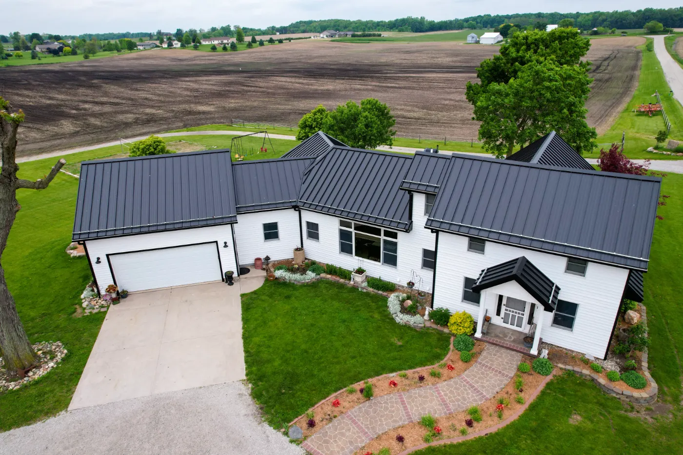 Manufacturer-certified roof installation in Center Grove